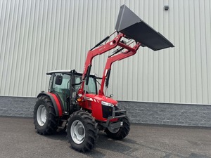 Tractor Massey Ferguson 4707 con cargador frontal, tractor agrícola rojo en venta, listo para enviar - Product Image 2