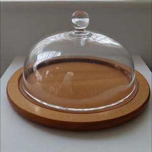 Elegante cúpula de pastel con base de madera lisa y cubierta de vidrio transparente diseñada artesanalmente para interiores de comedor - Product Image 6