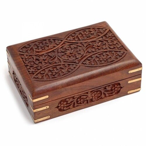 Caja de almacenamiento de madera con construcción duradera, perfecta para joyas y uso diario, de Perfect Enterprises. - Product Image 1