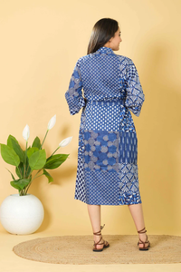 เสื้อคลุมอาบน้ำผ้าฝ้ายเนื้อนุ่มพิมพ์ลายสำหรับผู้หญิงชุดคลุมเอวสีครามพร้อมชุดกิโมโนยาวถึงเข่าสำหรับฤดูร้อน - Product Image 5