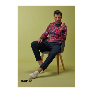 เสื้อสเวตเตอร์ถักลายแจ็คการ์ดอิตาลีสำหรับผู้ชายแขนยาวผ้าฝ้าย50% สำหรับฤดูหนาว - Product Image 1