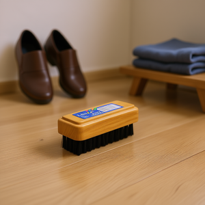 แปรงขัดรองเท้า Kleen Up รุ่น 0626 ดูแลผลิตภัณฑ์เครื่องแต่งกายอื่นๆ อย่างมีประสิทธิภาพ - Product Image 3