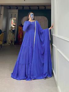 El último vestido Anarkali de trabajo impreso de diseñador Georgette de FabZone - Product Image 3