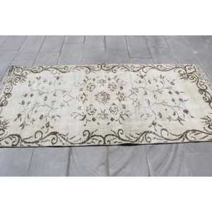พรมวินเทจสไตล์ตุรกี ขนาด 3.6x7.7 ฟุต สีขาวน้ำตาลลายตาราง - Product Image 3