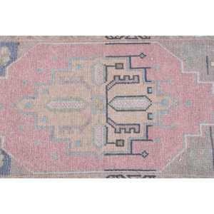 Petit tapis vintage 1,8 x 3,3 pieds, tapis turc, tapis persan en laine rouge et bleu - Product Image 5
