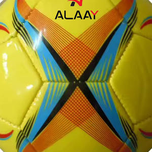Alaay Mini ballon de football de haute qualité Taille 2 pour les sports d'intérieur et d'extérieur - Product Image 2