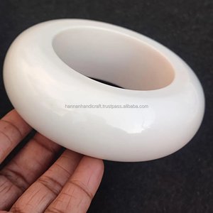 Bracelets et joncs en résine écologiques faits à la main avec emballage personnalisé - Product Image 3