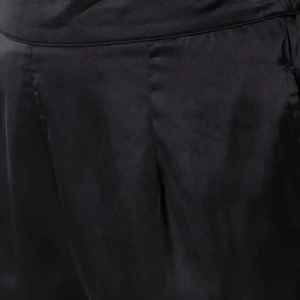 Ensemble de nuit deux pièces de luxe imprimé personnalisé pour femmes créé avec un tissu élégant et une coupe moderne et décontractée pour le confort - Product Image 6