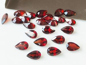 พลอยโกเมนสีแดงธรรมชาติแบบแฮนด์เมดตัดเป็นเหลี่ยมเพชรพลอยหลวม3x5mm-8x12mm ลูกแพร์ทำด้วยมือสำหรับทำเครื่องประดับ - Product Image 5