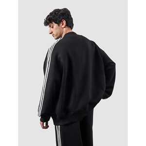 เสื้อท็อปเฮอริเทจผ้าถักระบายอากาศได้ดีทรงโอเวอร์ไซส์สีดำ - Product Image 2