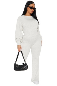 Conjunto de Sudadera con Capucha y Pantalones Acampanados con Pedrería, Estilo Urbano Desgastado Personalizado - Product Image 1