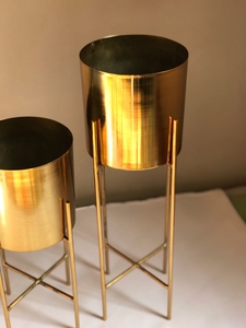 Metal Gold Plated <b>Stand</b> and <b>Pot</b> High Quality Planter for Your Home and Garden Best Selling Cheapest Planter Set - Product Image 2