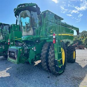 Cosechadora Combinada Multifuncional Diésel 4x4 para Arroz, Trigo y Maíz, Precio Directo de Fábrica, Alto Rendimiento, Uso Agrícola Duradero - Product Image 3