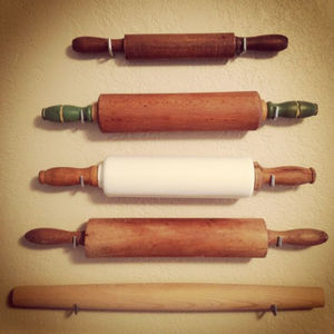 Rouleau à pâtisserie en bois de conception fantaisie rouleau à pâtisserie en bois traditionnel rouleau à pâtisserie en bois jaune de meilleure qualité au prix le moins cher - Product Image 6