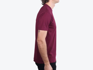 เสื้อยืดคอกลมชายหญิงเสื้อยืดสีแดงเข้มเสื้อยืดคอลูกเรือแบบพรีเมี่ยม - Product Image 4