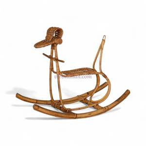 Meubles à bascule pour enfants en rotin mignon avec forme inspirée des animaux pour la décoration de la crèche en provenance du Vietnam - Product Image 1