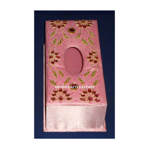Couleur rose Zari broderie à la main porte-serviettes boîtes antiques avec beau et beau pour la maison décorative et attrayante - Product Image 1