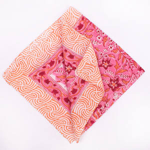 Bandana carré en coton naturel de haute qualité, imprimé à la main, motif multicolore vibrant, confortable, doux pour la peau, réutilisable - Product Image 3