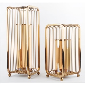 Bougeoir en métal à finition antique, support de bougie pour l'éclairage et la décoration de la maison, ensemble élégant de porte-bougie décoratif - Product Image 3