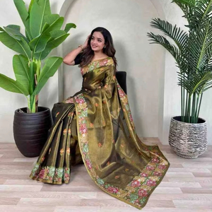Vente en gros de saris brodés en soie de soie Collection de vêtements de fête élégants avec travail Zari complexe idéal pour les mariages - Product Image 1