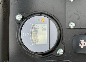 Envío Gratuito, JCB HTD-5E, Volquete Eléctrico Compacto de 1 Tonelada con Orugas, Volquete para Obras con Cero Emisiones y Batería de Litio - Product Image 6