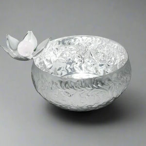 Bol décoratif argenté, élégant, fait à la main, pièce maîtresse pour la table à manger, le salon, la cuisine et l'affichage moderne de la maison - Product Image 1