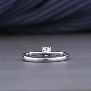 Bague de fiançailles personnalisée en diamant blanc 1 TCW ronde taille brillante CVD/HPHT or blanc 14kt/18kt excellente taille - Product Image 3