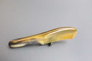 Peine para el cabello hecho a mano de cuerno de búfalo natural pulido, de dientes anchos, antiestático y desenredante para cabello rizado, grueso y largo - Product Image 2