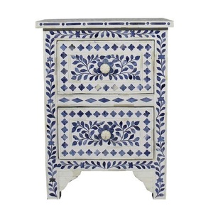 Mesita de Noche de Lujo con Incrustaciones de Hueso y Detalles de Ágata, Hecha a Mano por Proveedor Indio - Product Image 4