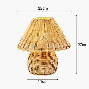 Lámpara de mesa con forma de hongo hecha a mano en Vietnam, color natural, diseño ecológico, perfecta para decoración del hogar y proyectos de boutique - Product Image 3