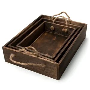 Plateau en bois classique pour un service sans effort et des espaces organisés Nouveau design Plateau de service en bois d'acacia fait main avec poignée en métal - Product Image 2