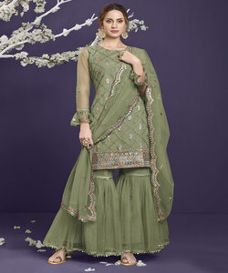 Salwar kameez semi-cousu pour femmes fabricant indien de vêtements pour femmes prix de gros taille libre vêtements de fête brodés pour le travail vêtement de mariage - Product Image 4