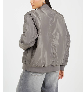 Blouson Bomber en Satin de Polyester Argenté Brodé Personnalisé OEM pour Femme – Tendance, Idéal Soirées, Grande Taille XL, Ultra Fin, Style Universitaire - Product Image 6