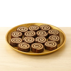 Bandeja decorativa de metal Perfecta para servir chocolates, ideal para eventos de alta gama, decoración del hogar y regalos reflexivos - Product Image 3