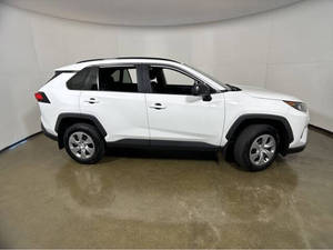 Toyota RAV 4 AWD LE 4 portes 2021, vente en gros de voitures d'occasion, vente à bas prix de carburant électrique, berline en cuir fabriquée au Japon - Product Image 6