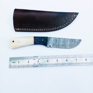 Venta caliente Damasco Skinner cuchillo personalizable hoja fija caza al aire libre cuchillo de supervivencia con mango de madera de hueso soporte OEM - Product Image 5