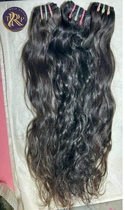 Cheveux humains indiens vierges de qualité supérieure 100% Styles crépus droits et ondulés de temple naturel pour le tressage des femmes - Product Image 2