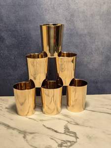 Auténtico Juego de Jarras Modernas de Latón Puro Ayurvédico, Natural, Antimicrobiano, Ecológico y Reutilizable, Artículos de Latón Tradicionales de la India - Product Image 2