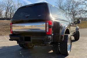 รถฟอร์ด F-450 Super Duty Limited 4x4 ปี 2024 มือสอง ไมล์น้อย เครื่องยนต์สมบูรณ์ ระบบเกียร์อัตโนมัติ หลังคาพาโนรามา ไฟ LED พร้อมส่ง - Product Image 5