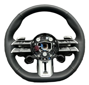 Volante de Lujo de Alta Calidad en Cuero Negro Perforado con Base Plana y 4 Radios para Mercedes Benz AMG GT 2018-2019 - Product Image 1