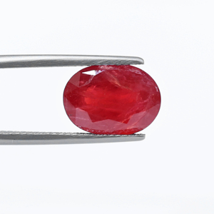 Rubí Birmano 100% Natural de la Más Alta Calidad, 5.43 Quilates, Color Rojo Intenso, Corte Ovalado, Talla de Anillo, Piedra de Nacimiento de Julio, para Hacer Anillos y Colgantes - Product Image 1