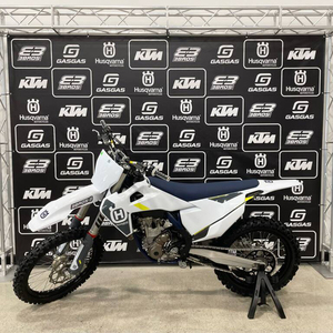 Motocicleta Husqvarna FC 250 de cross usada, año 2018 - Product Image 4