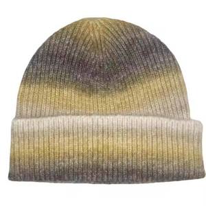 Meilleure vente 100% bonnet en laine unisexe chaud de haute qualité avec logo personnalisé couleur unie brodé serviette conception dernier numéro - Product Image 3