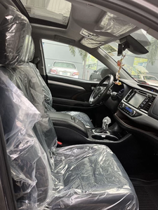 Nuevas llegadas 2019: SUV de alta gama con motor V6 de 3.5L, tracción en las cuatro ruedas, asientos de tres filas, interior espacioso y comodidad premium. - Product Image 3