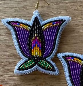 Accessoire de cheveux à broderie créative avec perles - Product Image 3