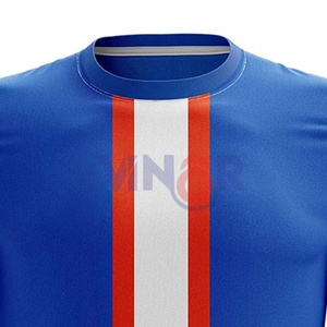 Maillots de football unisexes fabriqués en usine, chemises à manches courtes et col rond personnalisées, maillots de football en gros avec nom imprimé - Product Image 5