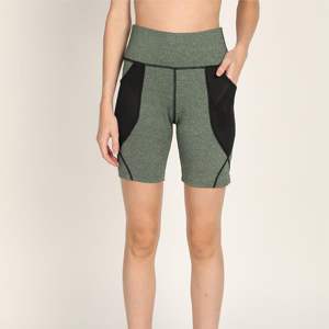 Pantalones cortos de verano para mujer de talla grande | Pantalones cortos casuales de cintura alta elásticos cómodos con bolsillos | Algodón, poliéster - Product Image 2