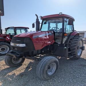 Tractores Case IH Farmall 140A, entrega rápida y calidad premium garantizada, perfectos para mejorar la productividad agrícola - Product Image 1
