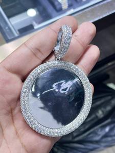 Colgante de Moissanita Personalizado para Mujer, Plata 925 con Estilo Hip Hop, Chapado en Oro Rosa y Oro - Product Image 2