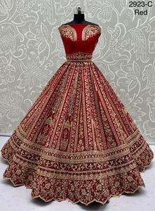 Ropa de novia de seda Cadbury con bordado múltiple Lehenga Choli Fabricante y proveedor de Surat a la tarifa más baja - Product Image 5